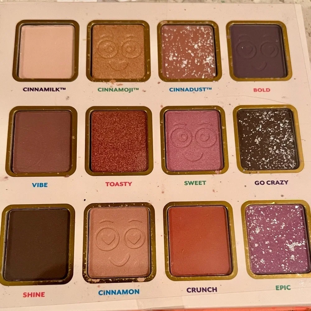 Taste beauty cinnamon toast crunch eyeshadow palette - Picture 5 of 5